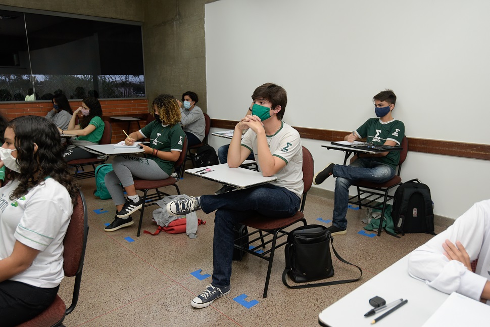 2021 02 08 Sigma 910N Volta Aulas Manha 7465